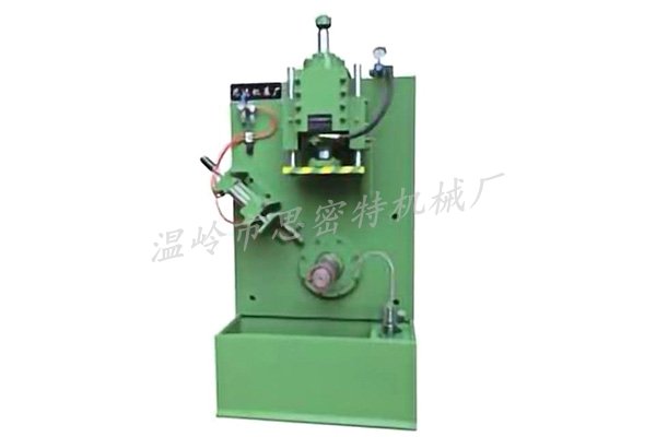 立（lì）式（shì）鋼圈旋（xuán）壓機.jpg