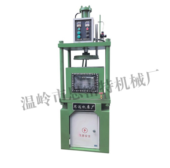 鋼圈檢漏（lòu）測試機.jpg